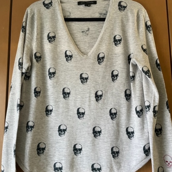 Skull Cashmere Aya V Neck Knit Sweater - Picture 5 of 11